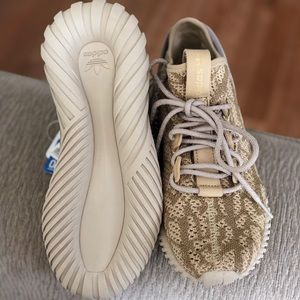 adidas Shoes - NEW W TAGS** Adidas Tubular Doom Sock Primeknit adidas Shoes - NEW W TAGS** Adidas Tubular Doom Sock Primeknit